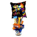 arreglo con base de Nutella,chocolates y globo