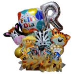 Arreglo de Globos , peluches y Chocolates  de animales