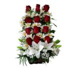 ramo de rosas con lilum