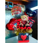 Englobado feliz cumpleaños amor con peluche