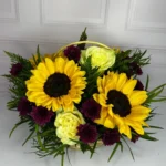 Cesta con girasoles